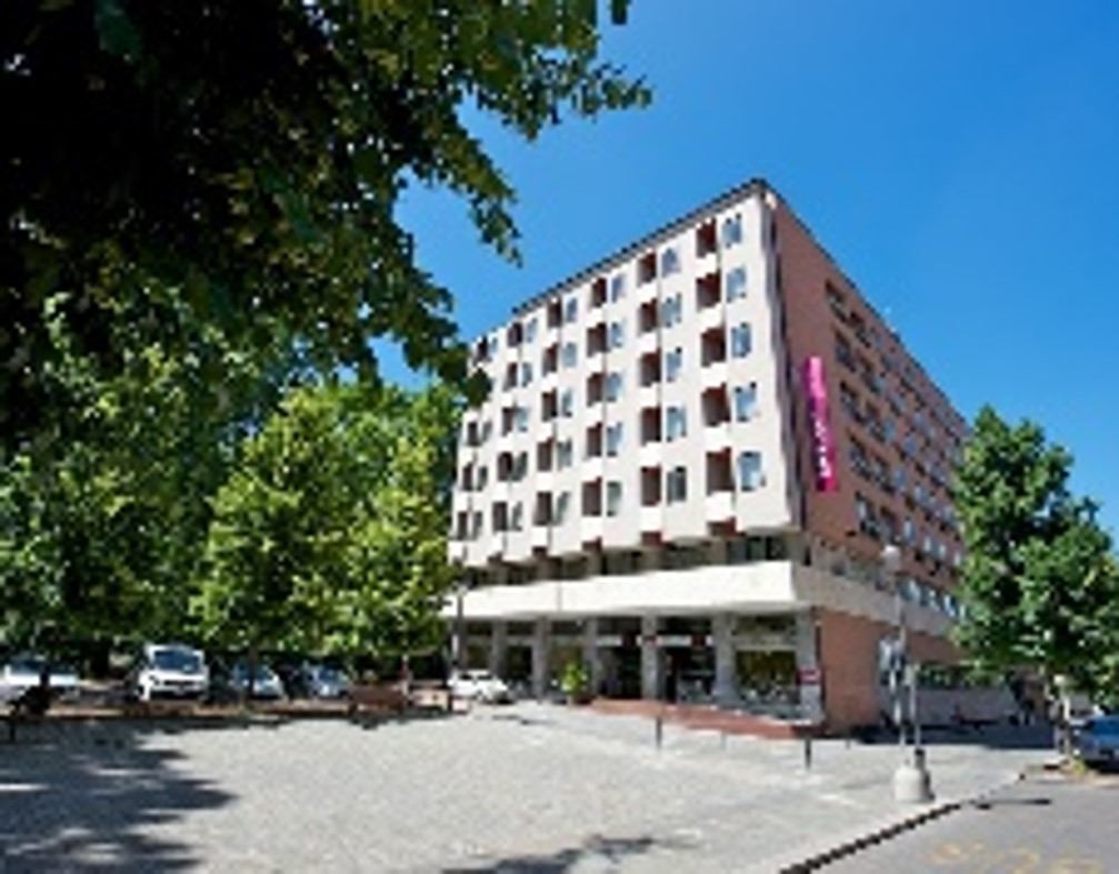 HOTEL MERCURE 4*